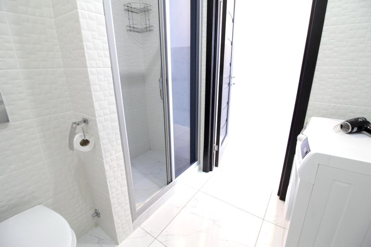 Apartments Inasaredze Batumi Exteriér fotografie